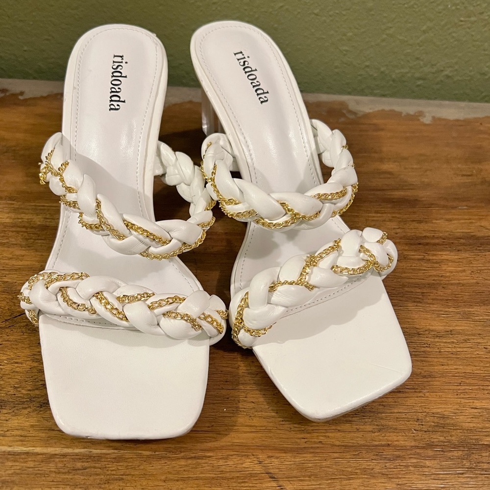 NWOB Gorgeous Braided Sandals with Gold Chain